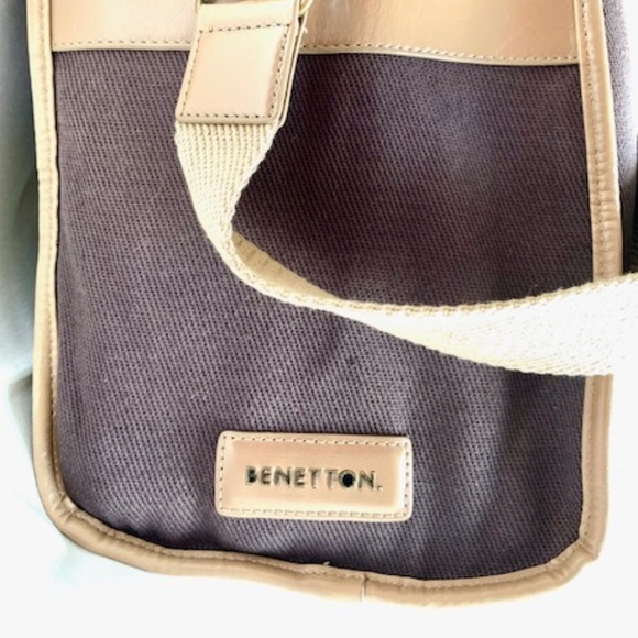 BENETTON MENS' WEEKENDER BROWN CANVAS DUFFLE BAG - Picture 4 of 5